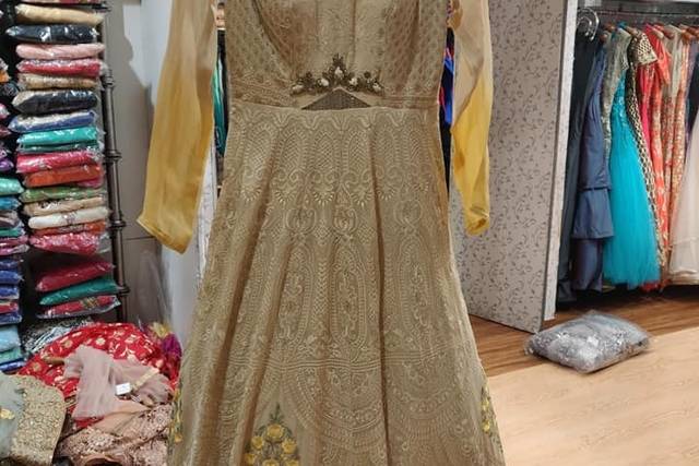 Shehnai Collection Lehenga Kamla Nagar Weddingwire.in