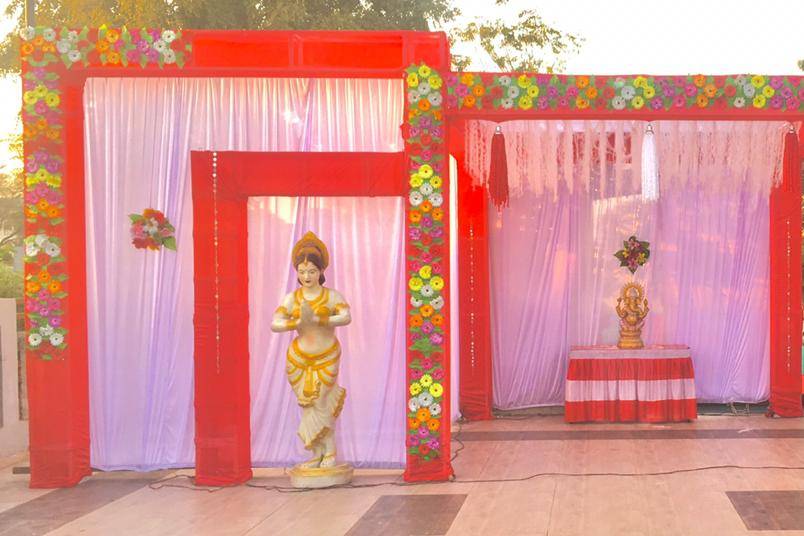 Entrance decor