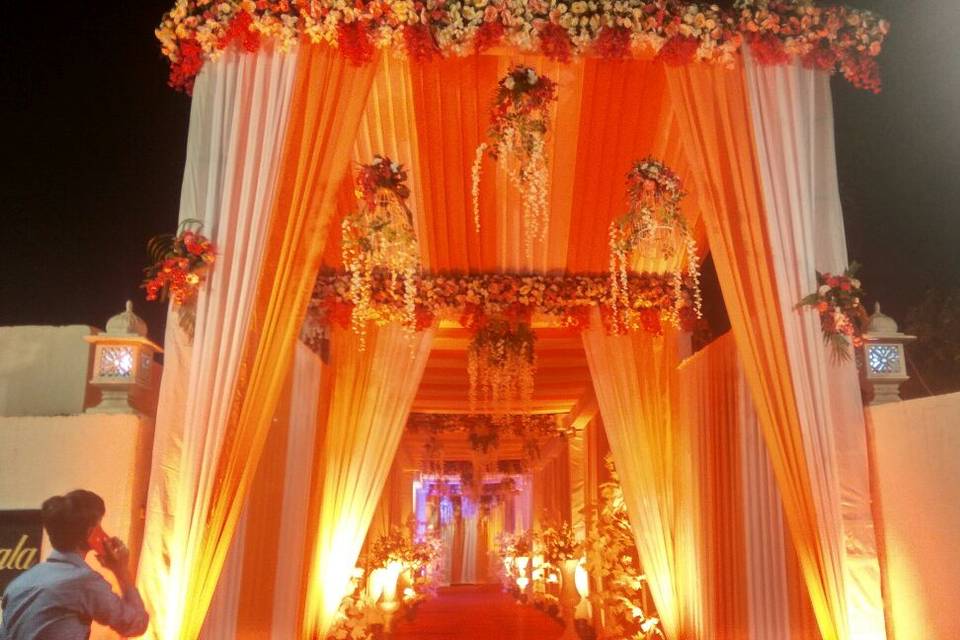 Entrance decor