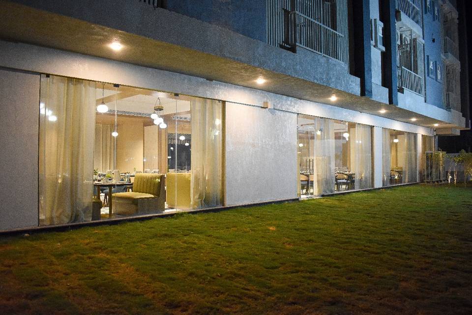 Lawn area