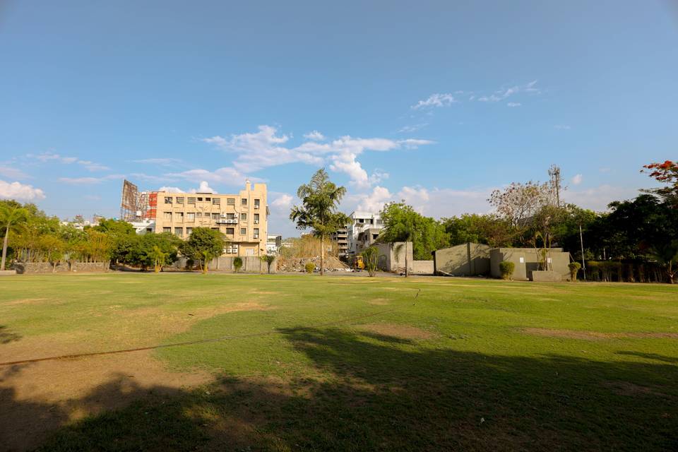 Lawn area