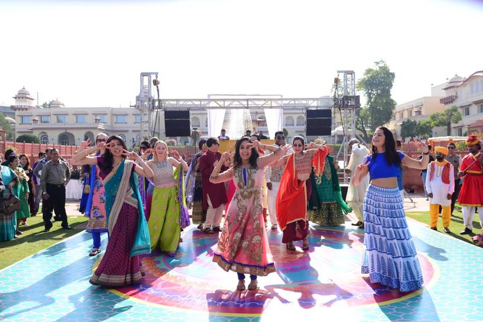 Mehendi dance