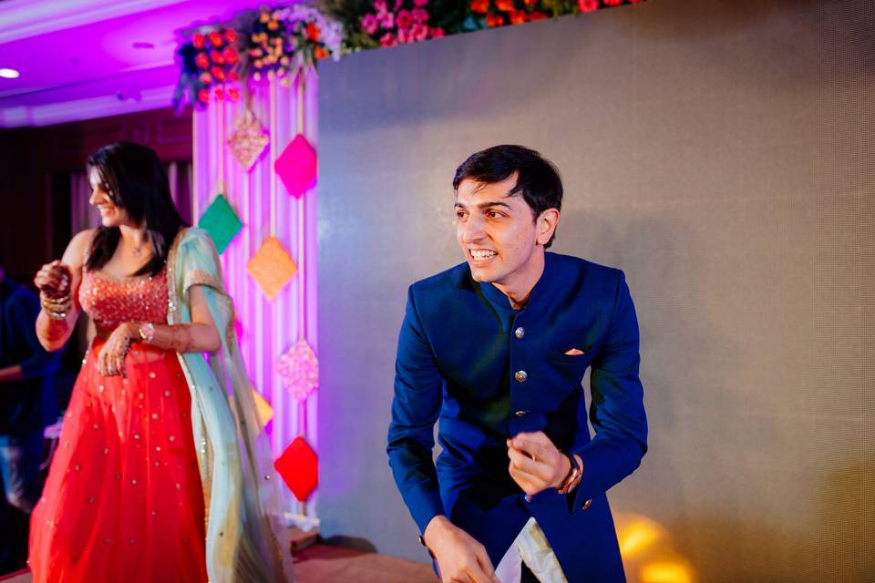 Groom and sister dance