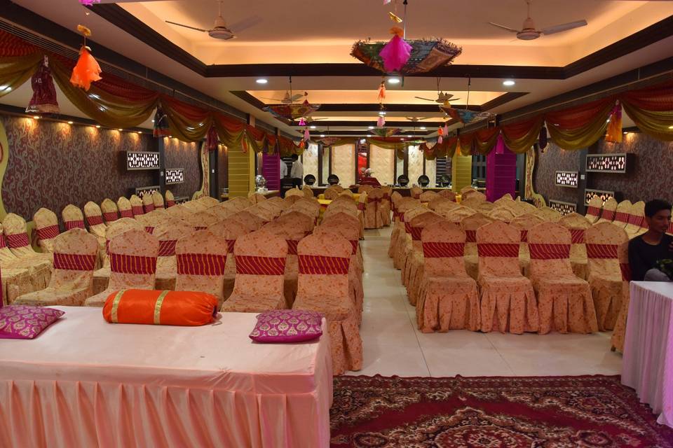 Banquet hall