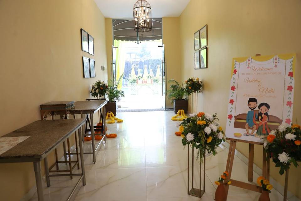Entrance decor
