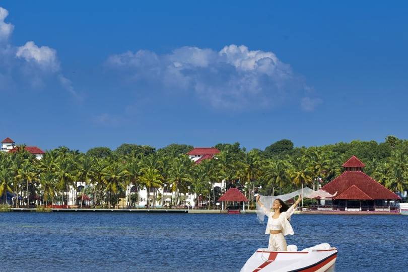 Estuary Sarovar Portico, Poovar Island