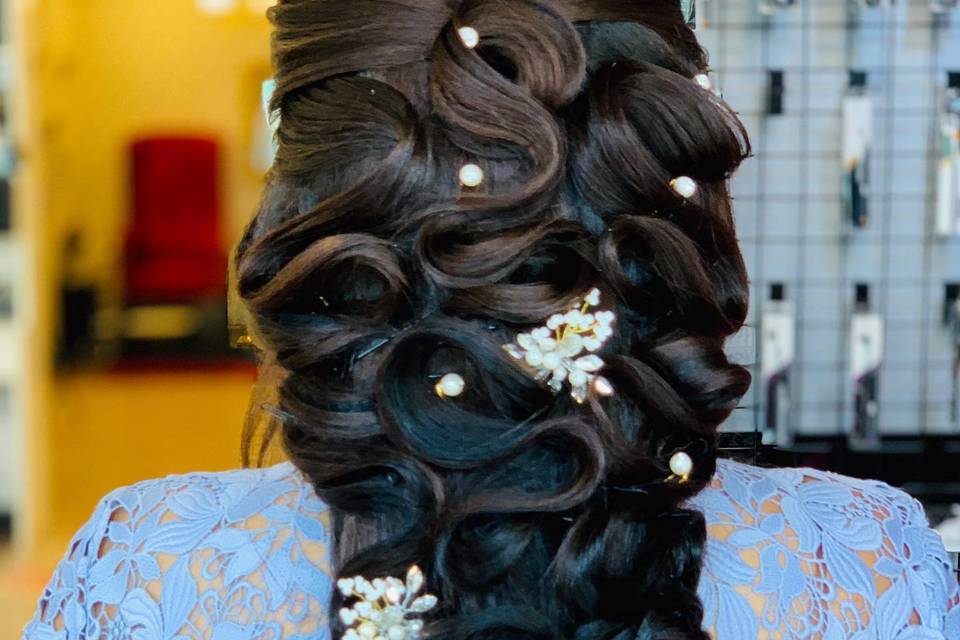 Bridal Hairstyling