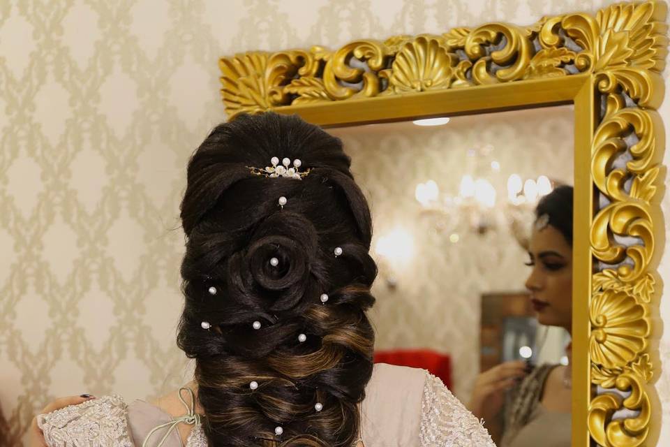 Bridal Hairstyling