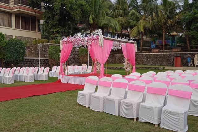 Lawn area