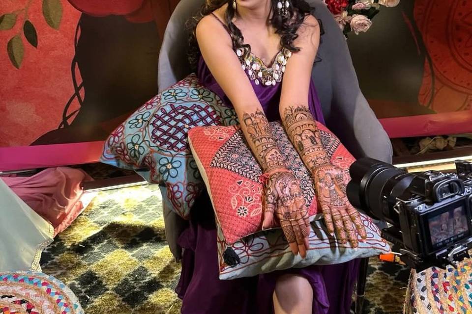 Braidal Mehandi designs