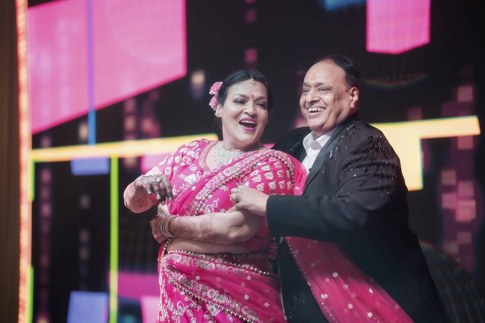 Smart Clicks & Cinematography