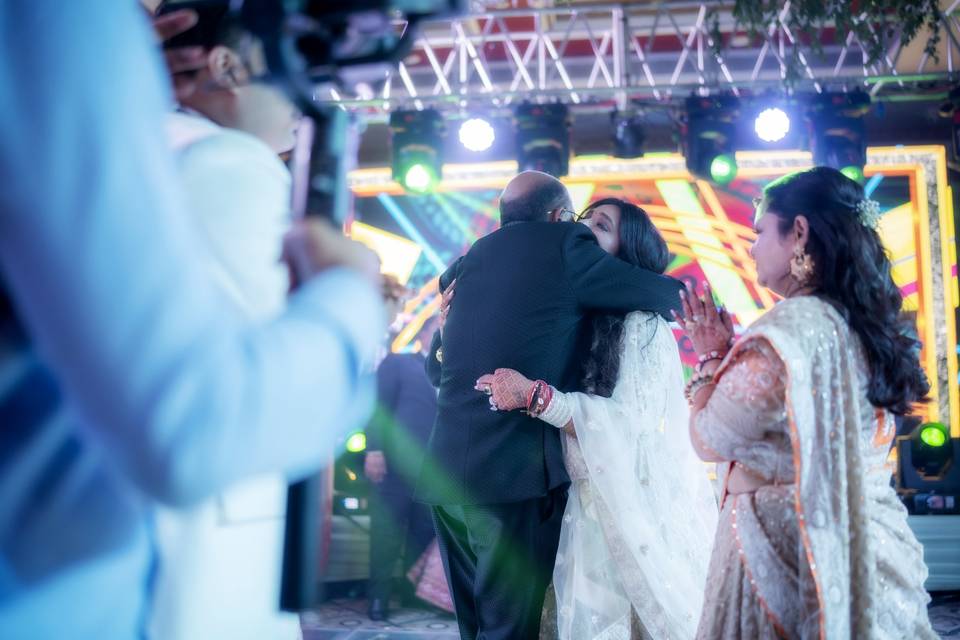 Smart Clicks & Cinematography