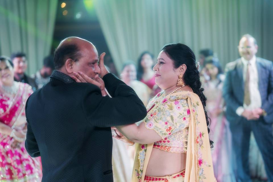 Smart Clicks & Cinematography