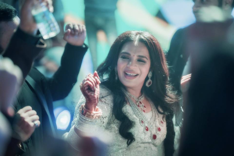 Smart Clicks & Cinematography