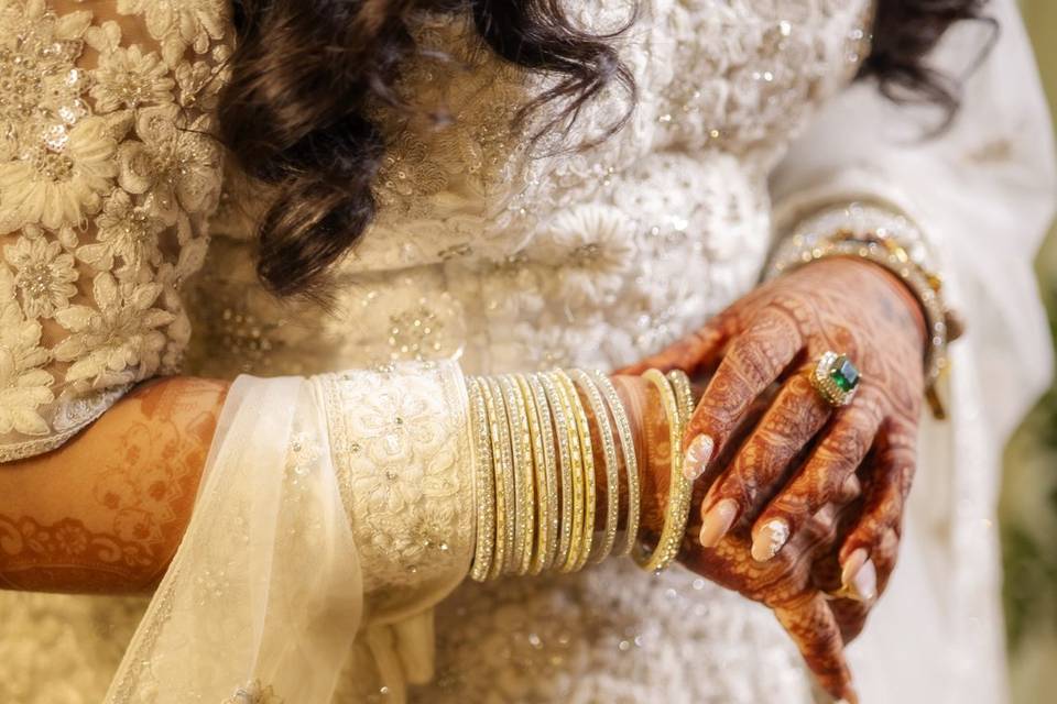 Smart Clicks & Cinematography