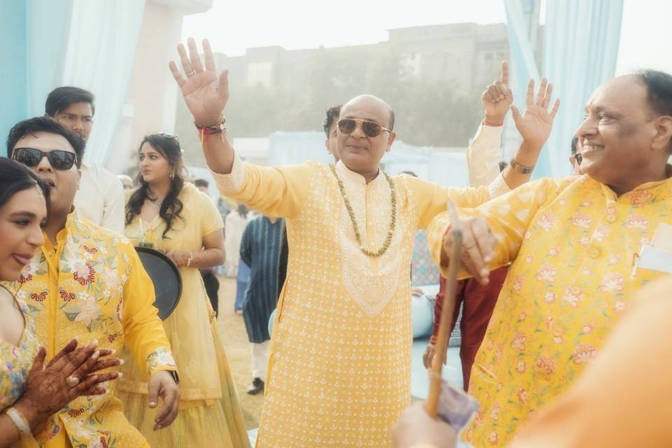 Smart Clicks & Cinematography