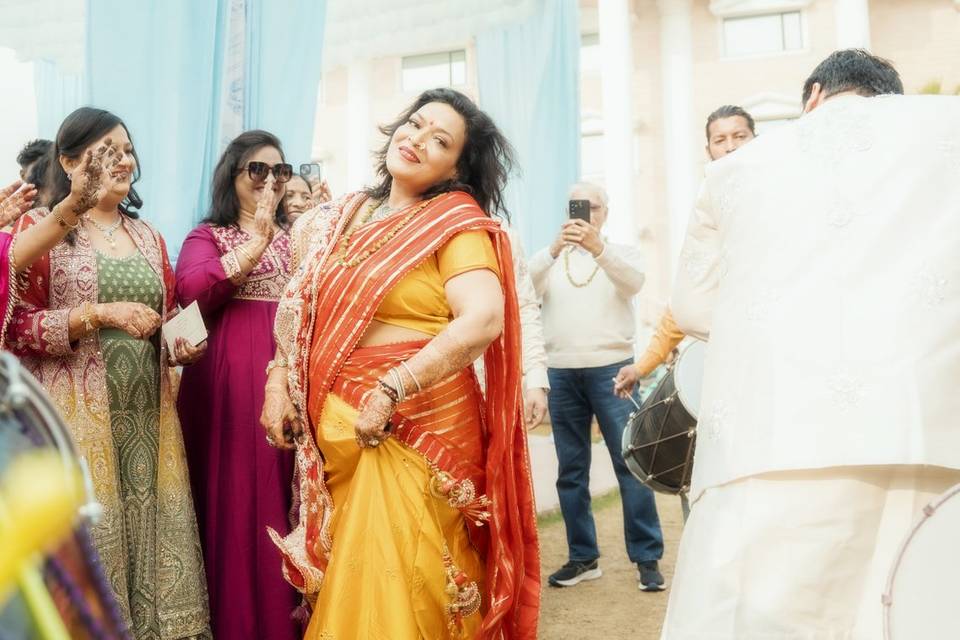 Smart Clicks & Cinematography