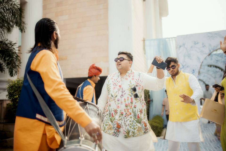 Smart Clicks & Cinematography