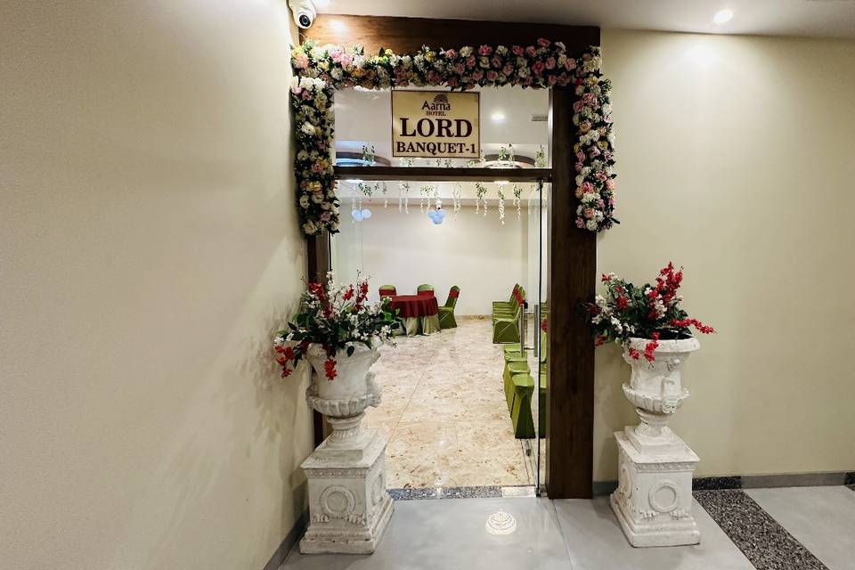 Entrance decor