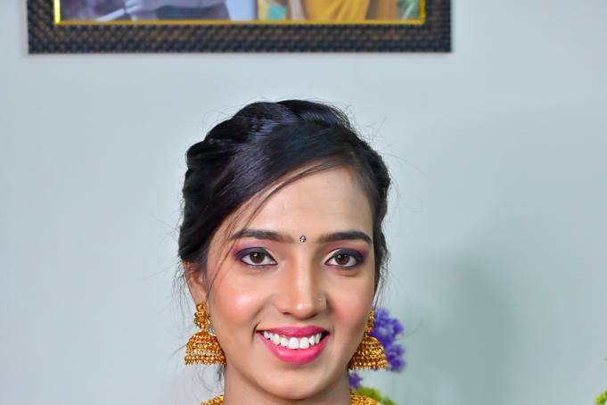 Meghna Makeover Artist