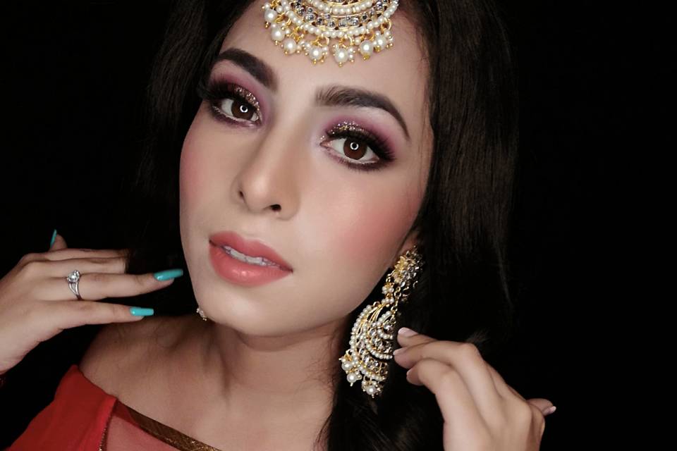 Rangoli Mehrotra Kanpur Makeup Artist