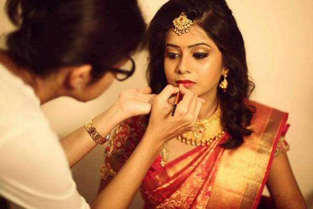 Makeup By Snigdha Chauhan