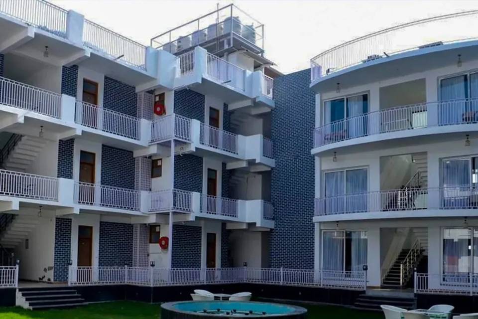 Lawn area