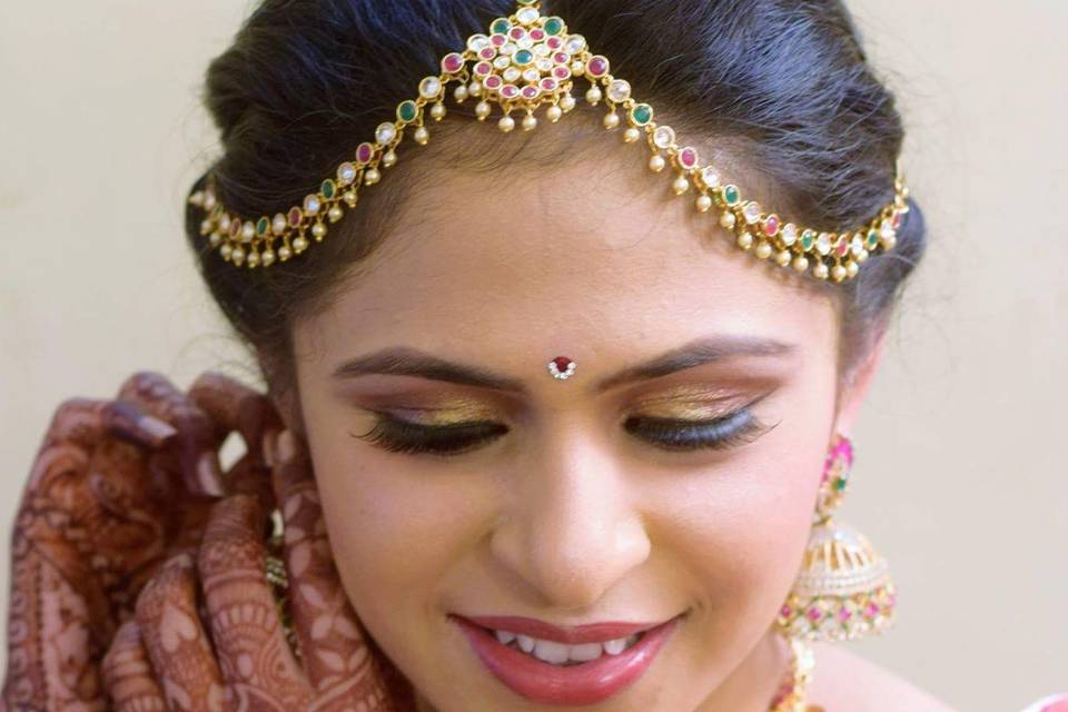 Prasha Makeup