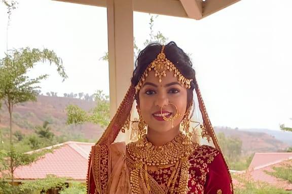 Bridal makeup