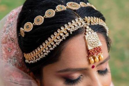 Bridal makeup