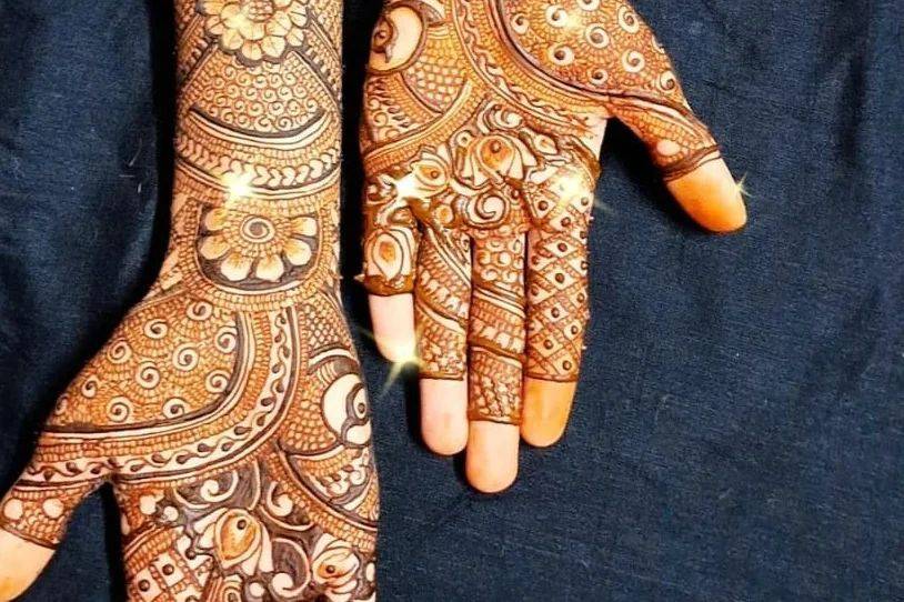 Chetan Mehndi Artist