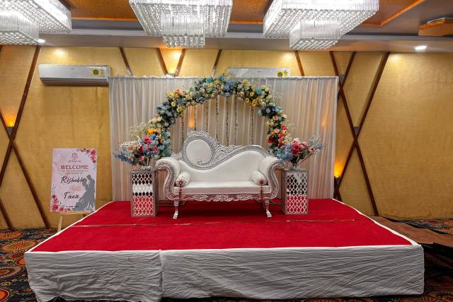 Stage decor