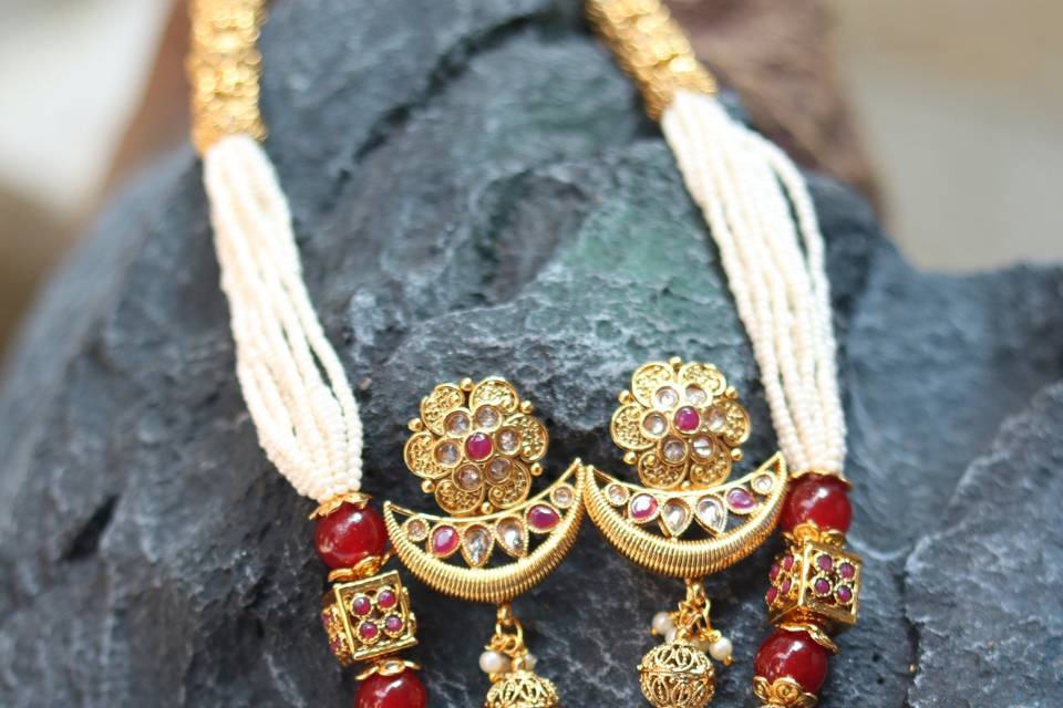 Necklace Set