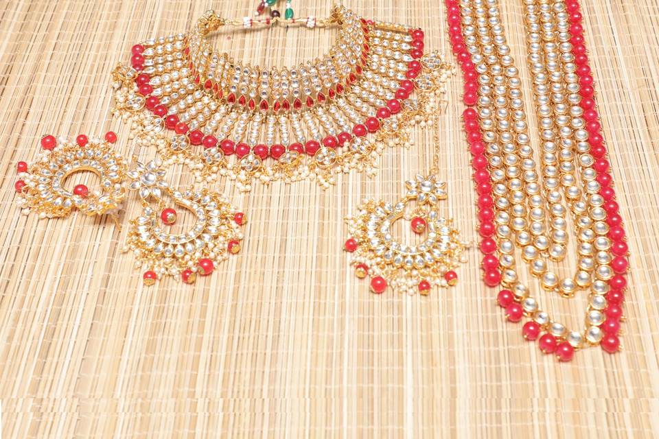 Kundan jewellery