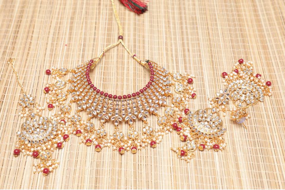 Kundan jewellery