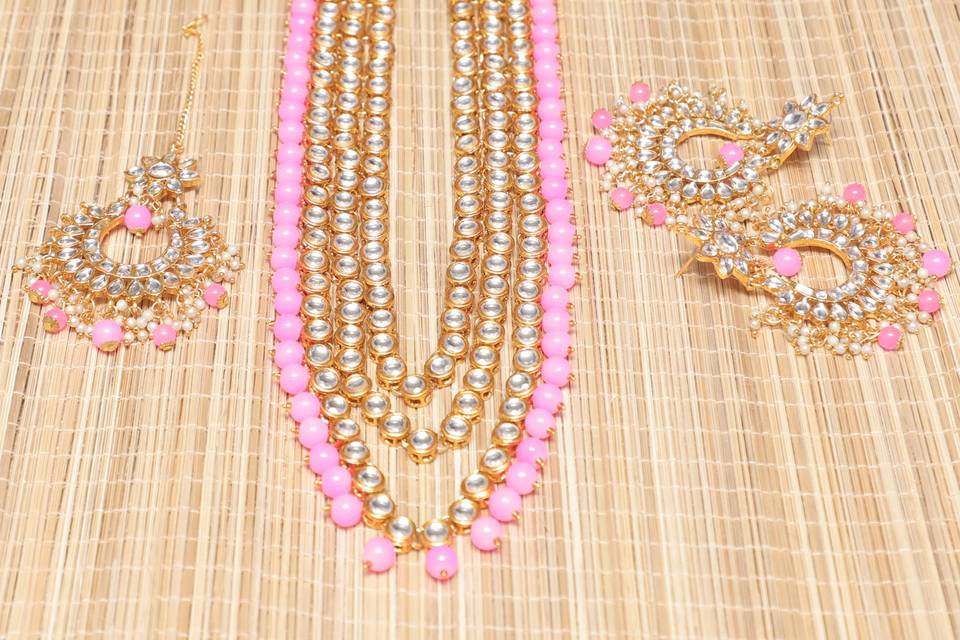 Kundan jewellery