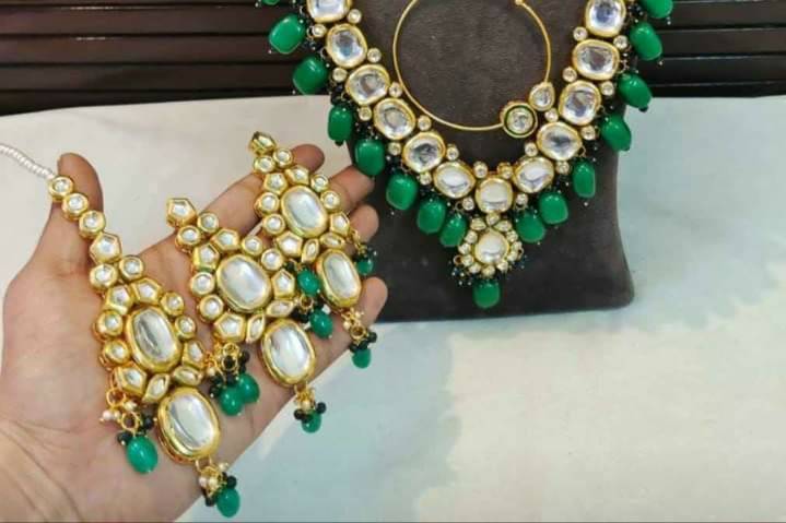 HIGH QUALITY KUNDAN SET