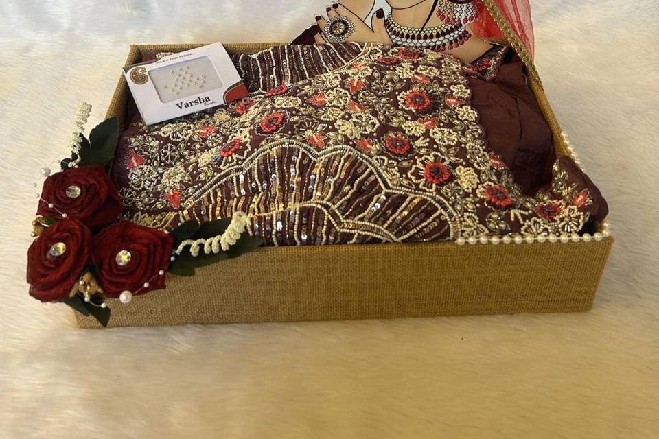 Bridal trousseau hamper