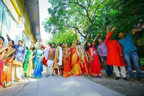 Wedding photogra[hy