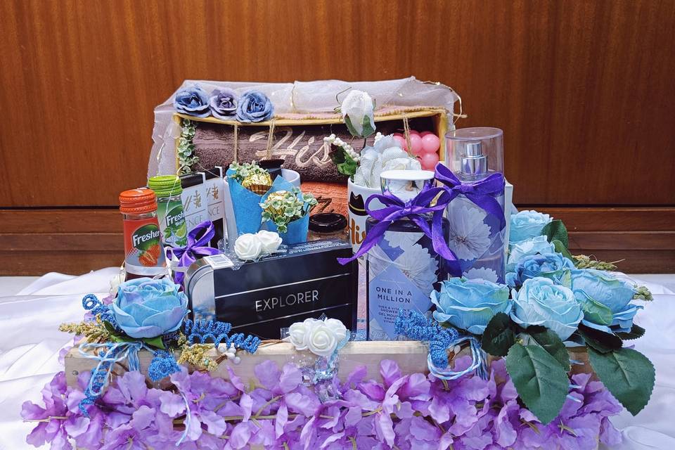 Engagement Hamper