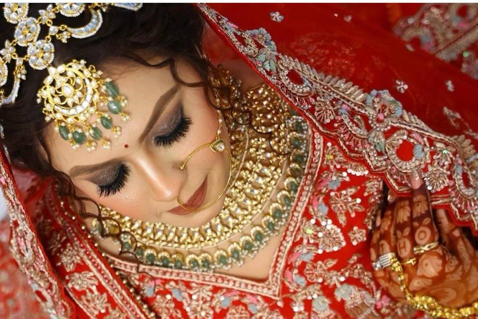 Bridal makeup