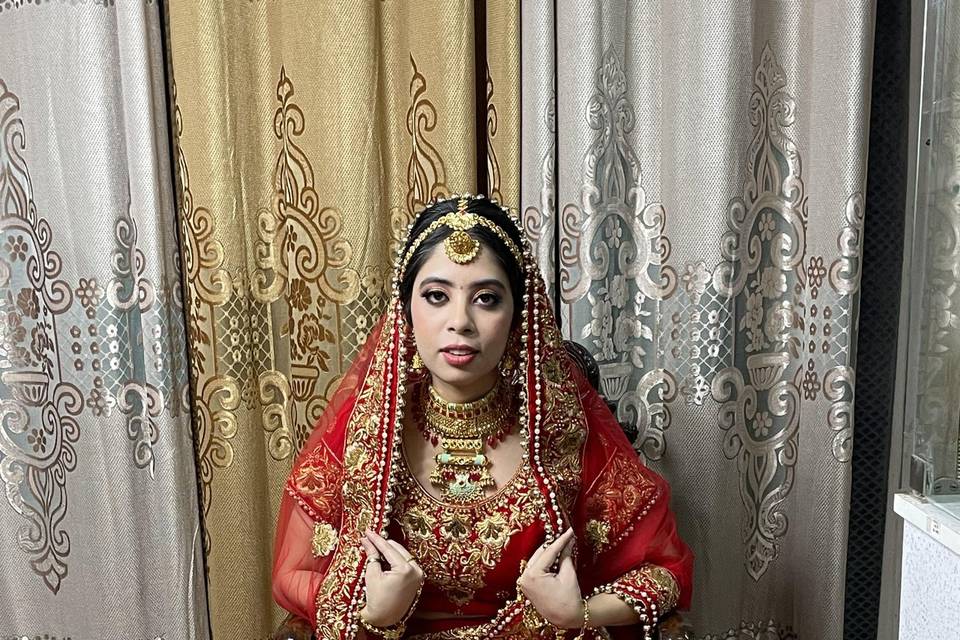 Bridal makeup