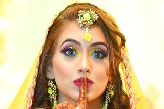 Haya Mehz Makeup
