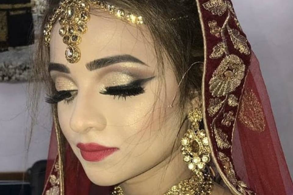 Haya Mehz Makeup