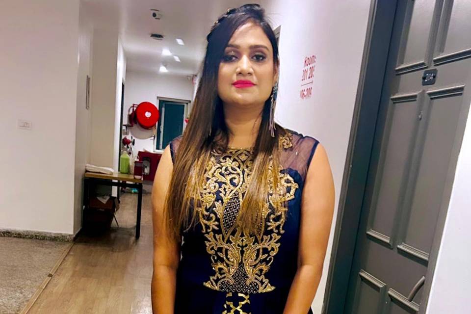 Poonambajajmakeovers_1677002729_3043241925357757185_6003413936