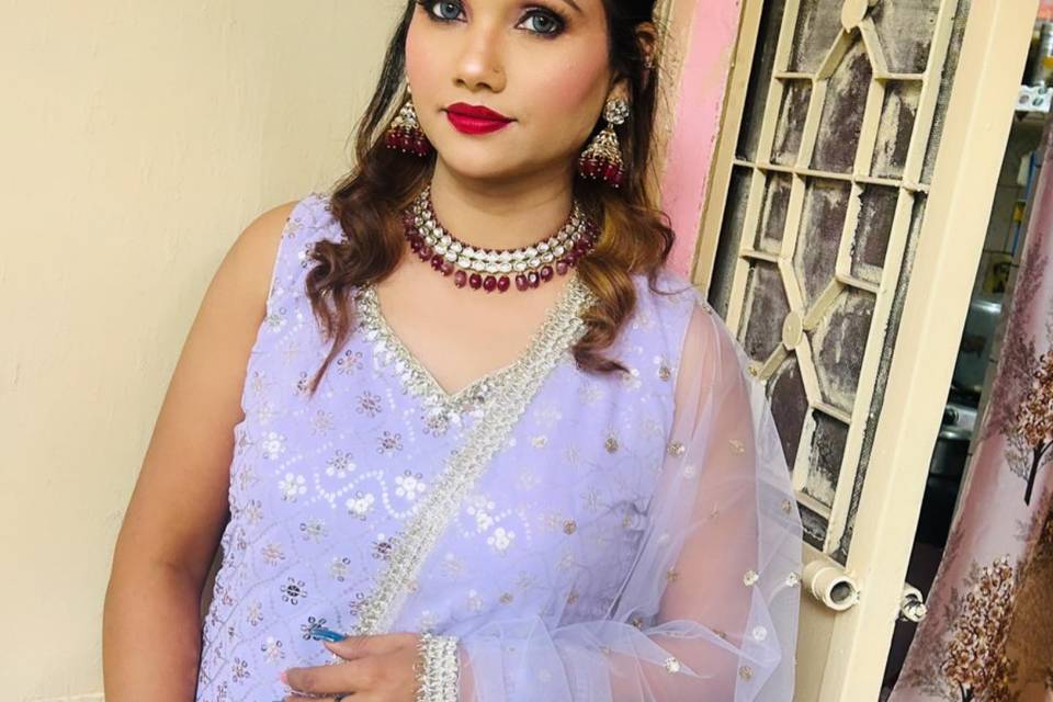 Poonambajajmakeovers_1683819524_3100425349767886345_6003413936