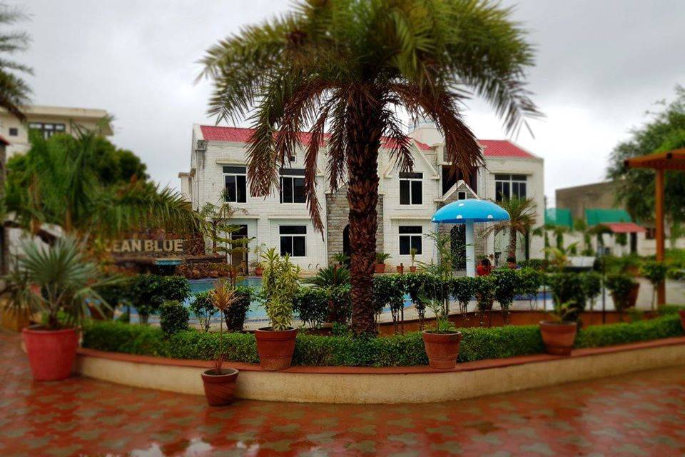 Ocean Blue Nature Resort & Family Restaurant
