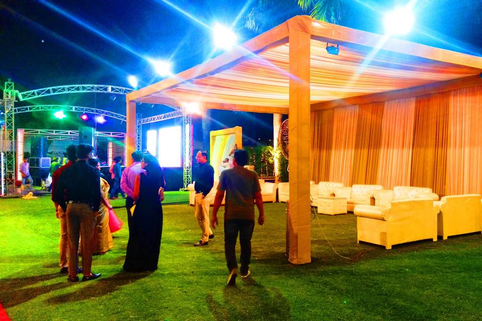 Chander Party Lawn