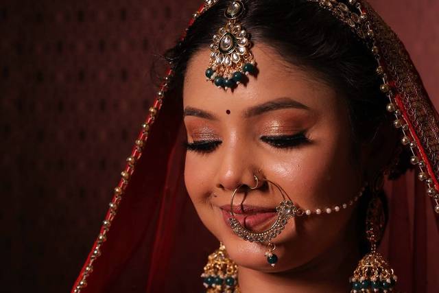 Craveyourlook - Bridal Makeup Studio