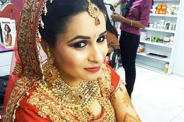 Bridal makeup